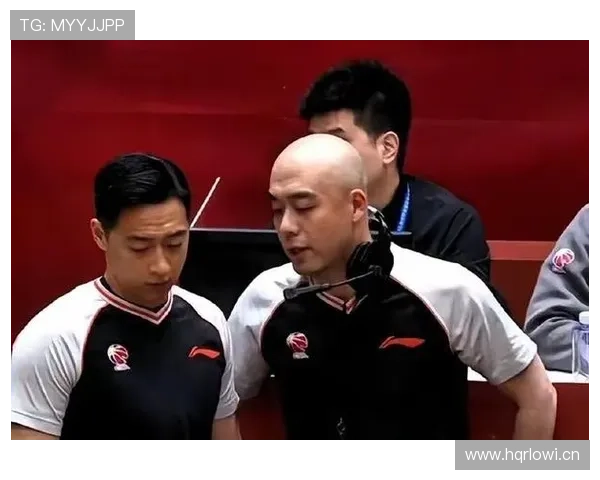 推人犯规判罚标准全解析：哪些动作会被裁判现场吹罚？