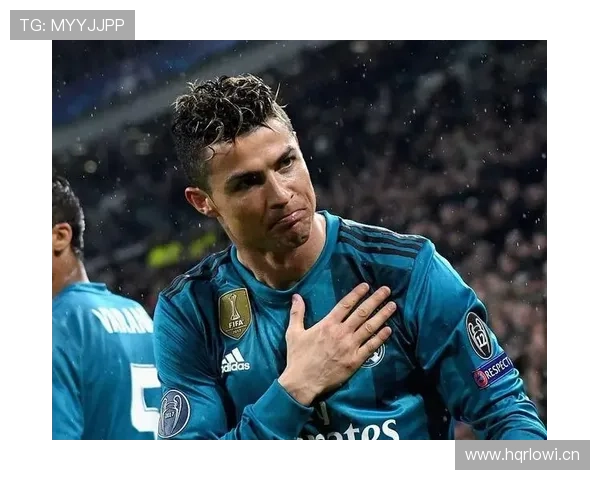 C罗家冰箱里塞满蛋白粉，连矿泉水都要冰到12度